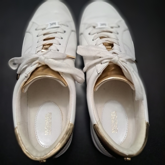 Michael Micael Kors White Sneaker Size 8.5 - Picture 5 of 13